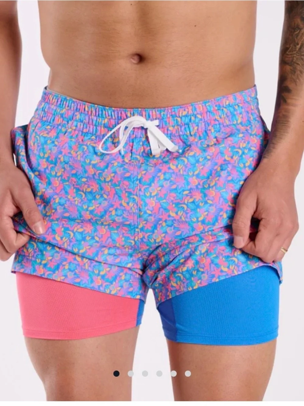 NEW Chubbies The Spades Lined Classic 5.5” Swim Trunks Men’s XXL Bright Floral